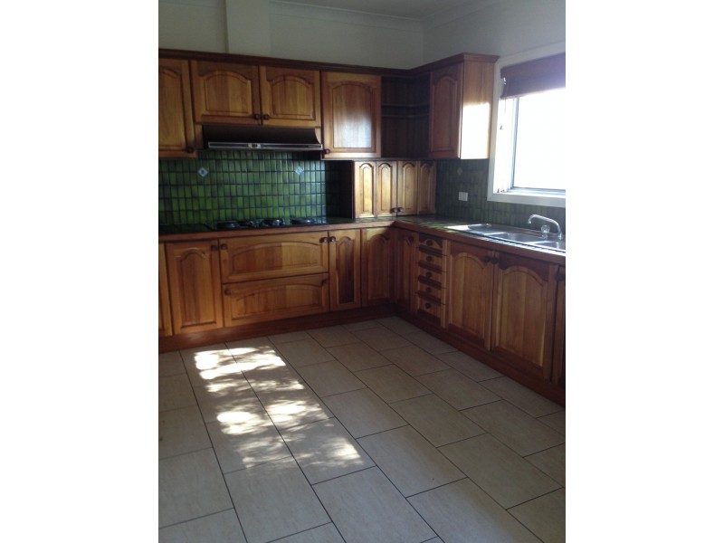 68B LAWFORD CRESCENT, Griffith NSW 2680