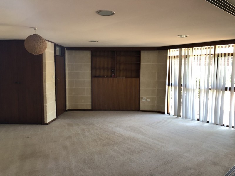 9 Foster Place, Griffith NSW 2680