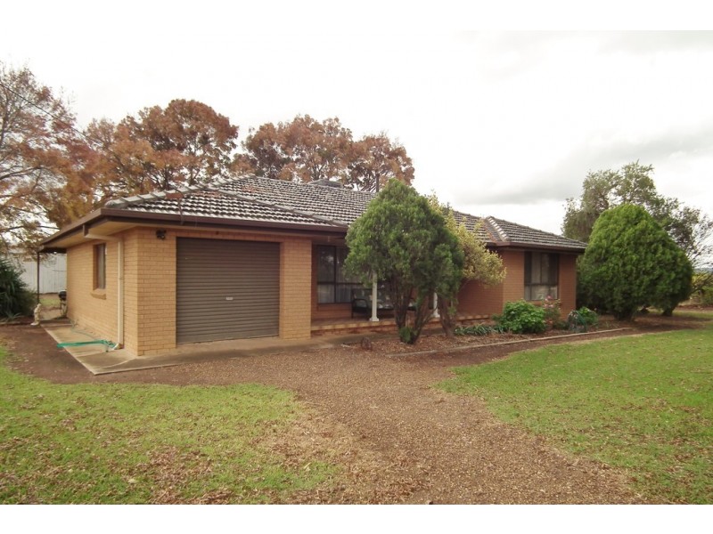 Farm 1488 Cemetery Road, Yenda NSW 2681