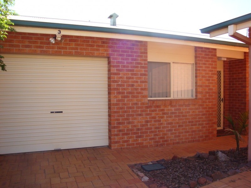3/35 Coolah Street, Griffith NSW 2680