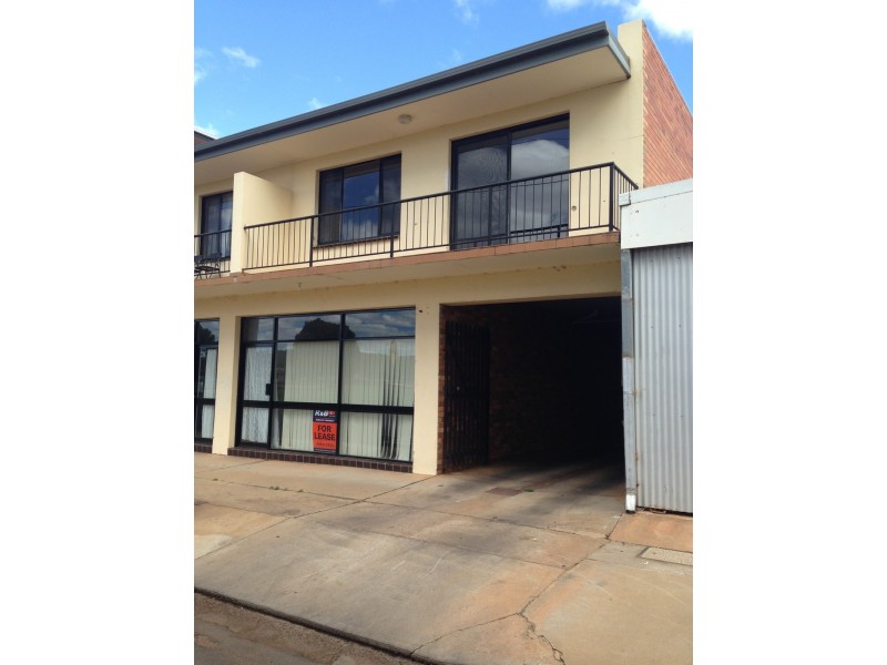 2/20 OLYMPIC STREET, Griffith NSW 2680
