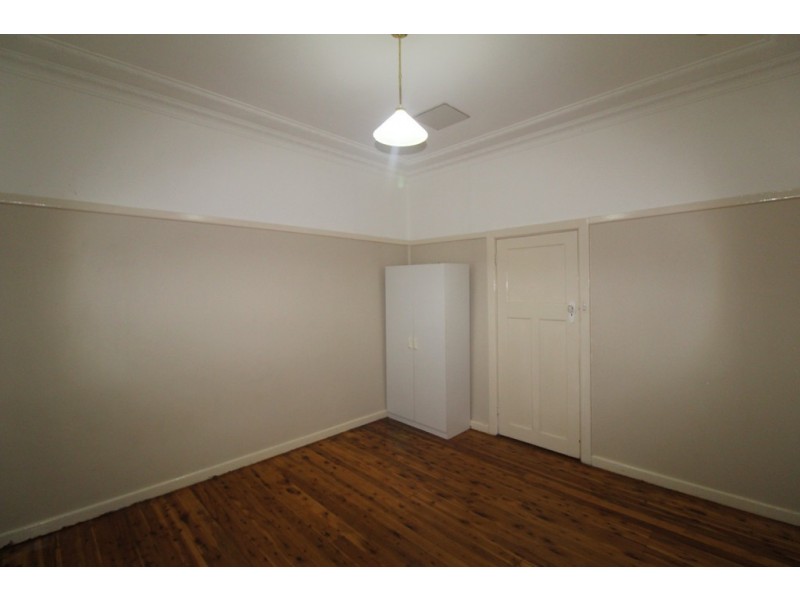 6 Binguie Street, Griffith NSW 2680