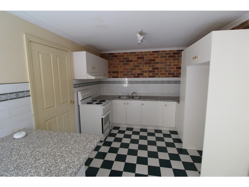 4/185 Yambil Street, Griffith NSW 2680
