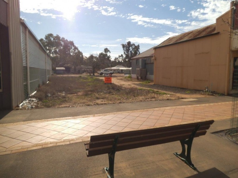 165 High Street, Hillston NSW 2675