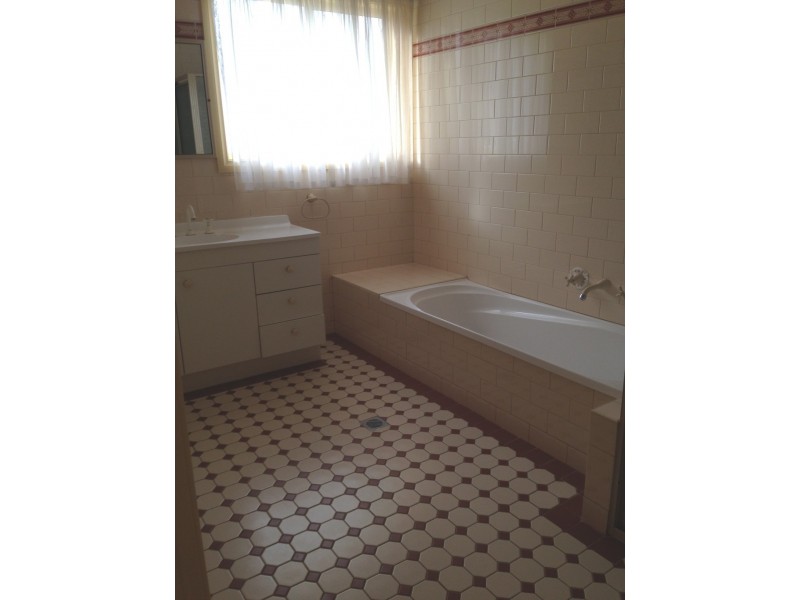 617 MACEDONE ROAD, Griffith NSW 2680