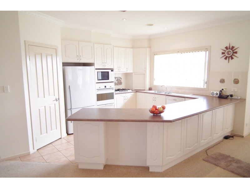 25 Little Road, Griffith NSW 2680