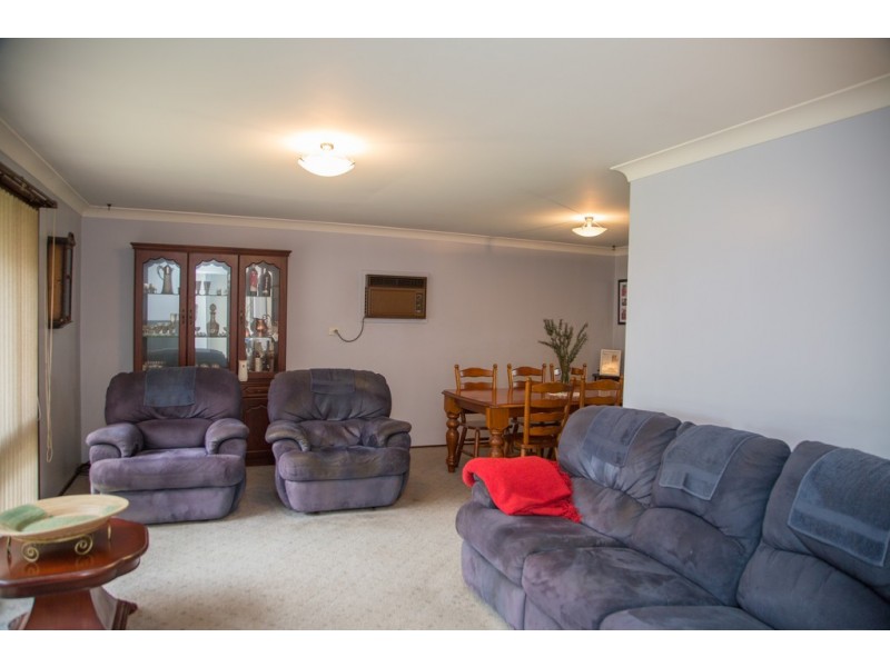 23 School Street, Hanwood NSW 2680