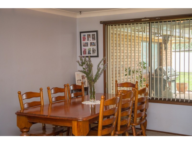 23 School Street, Hanwood NSW 2680