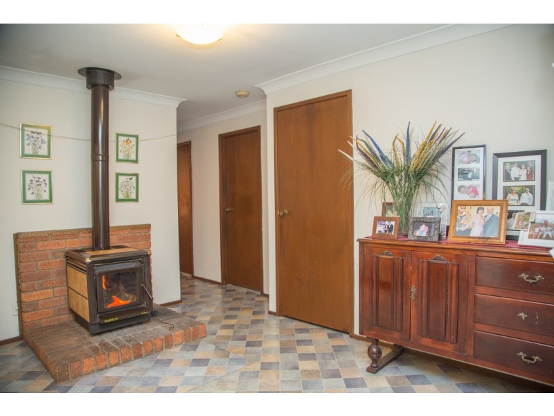 23 School Street, Hanwood NSW 2680