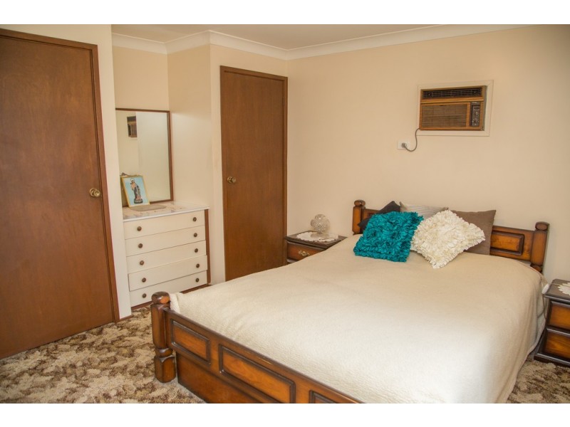 23 School Street, Hanwood NSW 2680