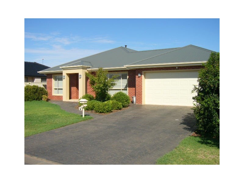 10 BALLESTRIN STREET, Griffith NSW 2680