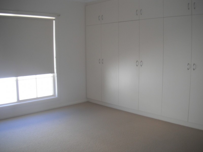 229 Wakaden Street, Griffith NSW 2680