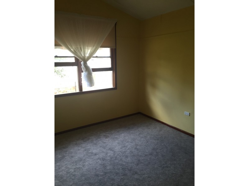 30 Mulga Street, Barellan NSW 2665