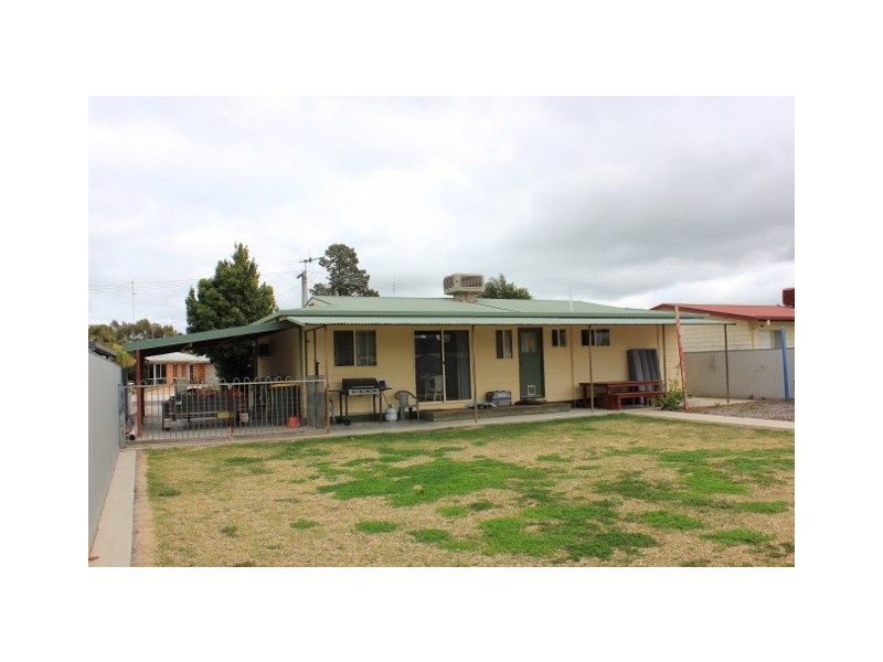 25 Currawong Crescent, Coleambally NSW 2707