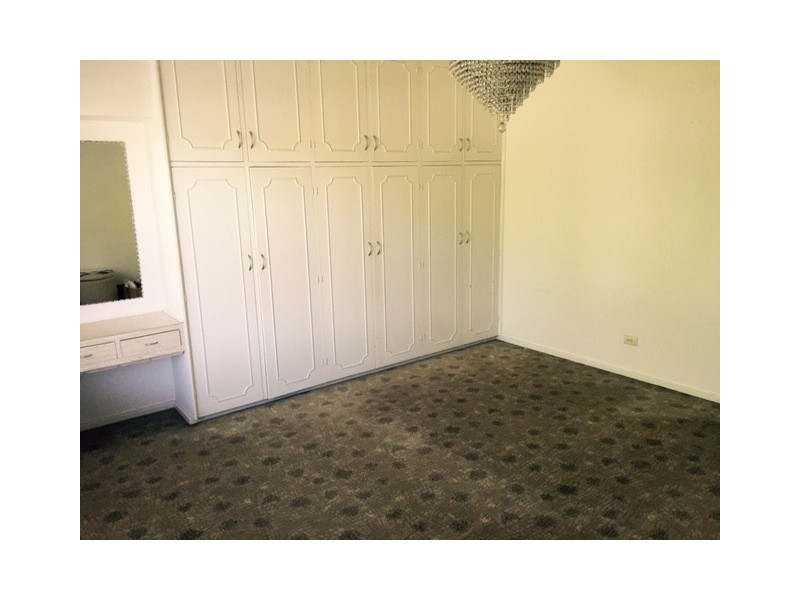 15 PALLA STREET, Griffith NSW 2680