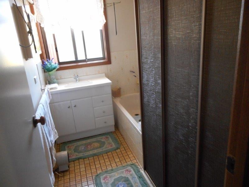 19 Charles Street, Hillston NSW 2675