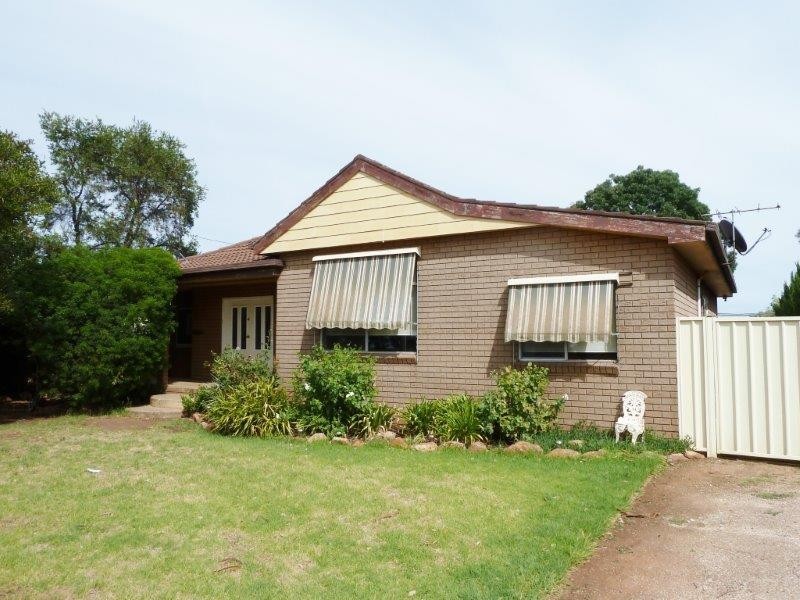 6 Mirrool St and 5 Bilbul Place, Bilbul NSW 2680
