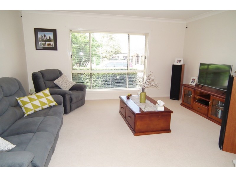 10 Ballestrin Street, Griffith NSW 2680
