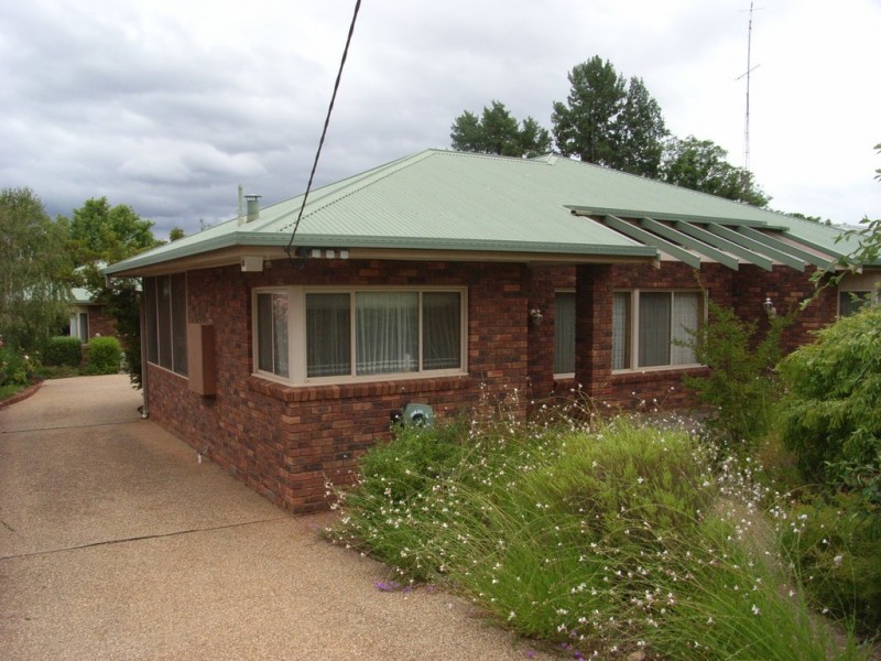 1/54 MESSNER STREET, Griffith NSW 2680