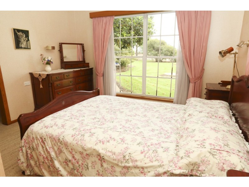 1316 Walla Avenue, Griffith NSW 2680