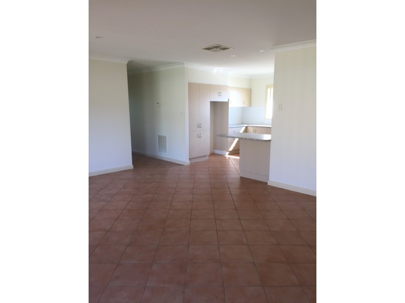 3 NORTHGROVE, Griffith NSW 2680