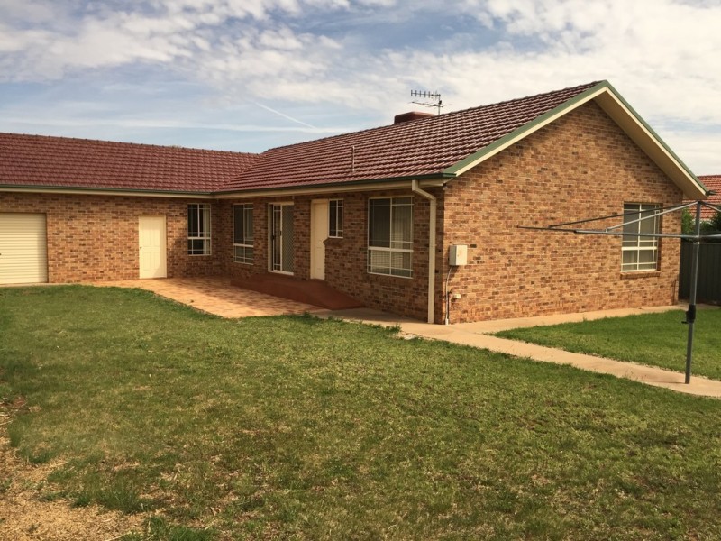 3 NORTHGROVE, Griffith NSW 2680