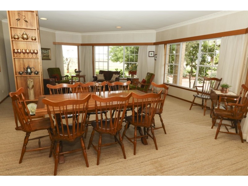 1316 Walla Avenue, Griffith NSW 2680