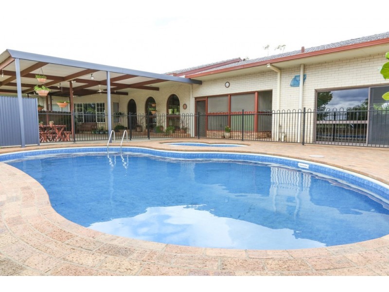 1316 Walla Avenue, Griffith NSW 2680