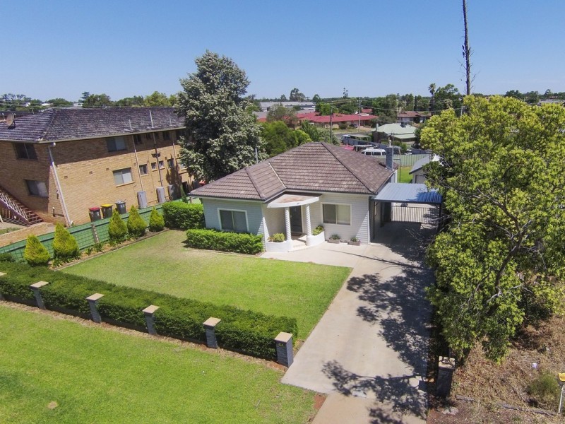 64 Coolah Street, Griffith NSW 2680