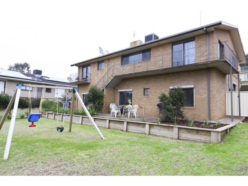 24 Holmes Crescent, Griffith NSW 2680