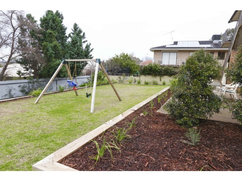 24 Holmes Crescent, Griffith NSW 2680