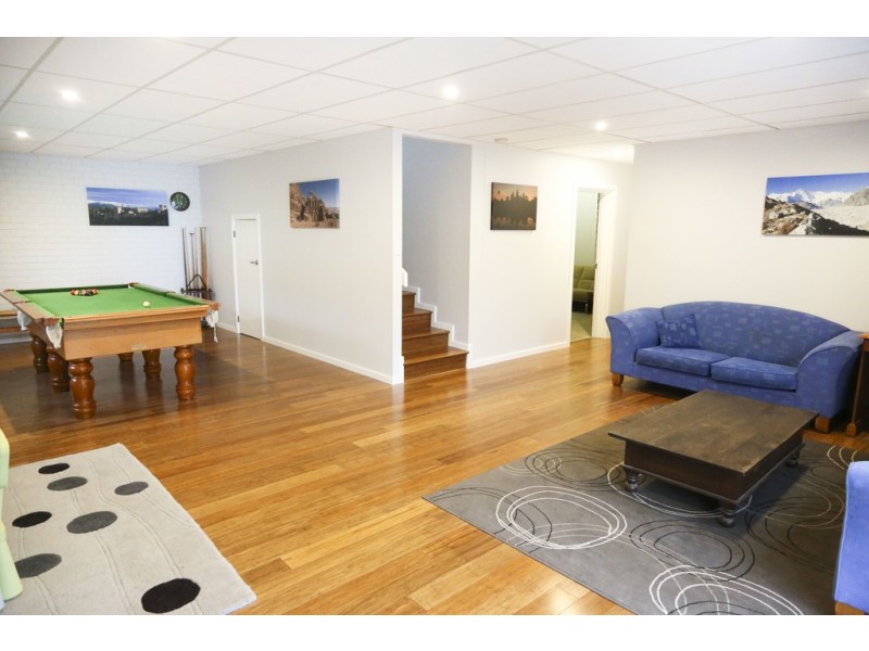 24 Holmes Crescent, Griffith NSW 2680