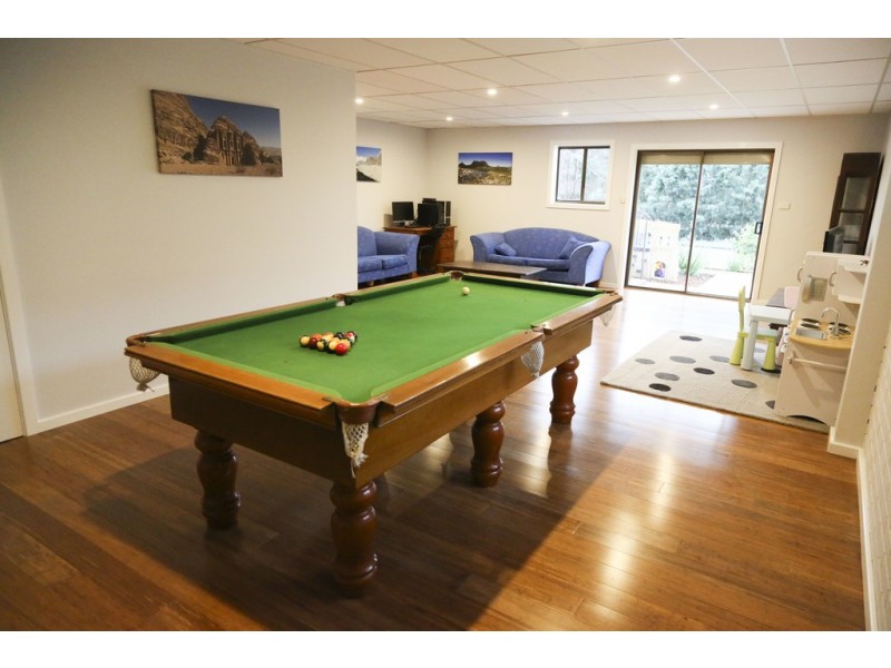 24 Holmes Crescent, Griffith NSW 2680