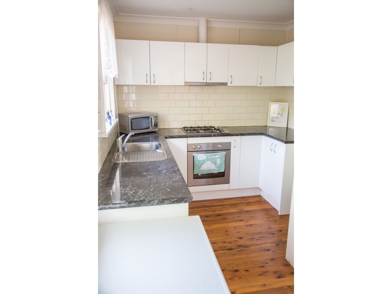 11 Walter Bull Crescent, Griffith NSW 2680
