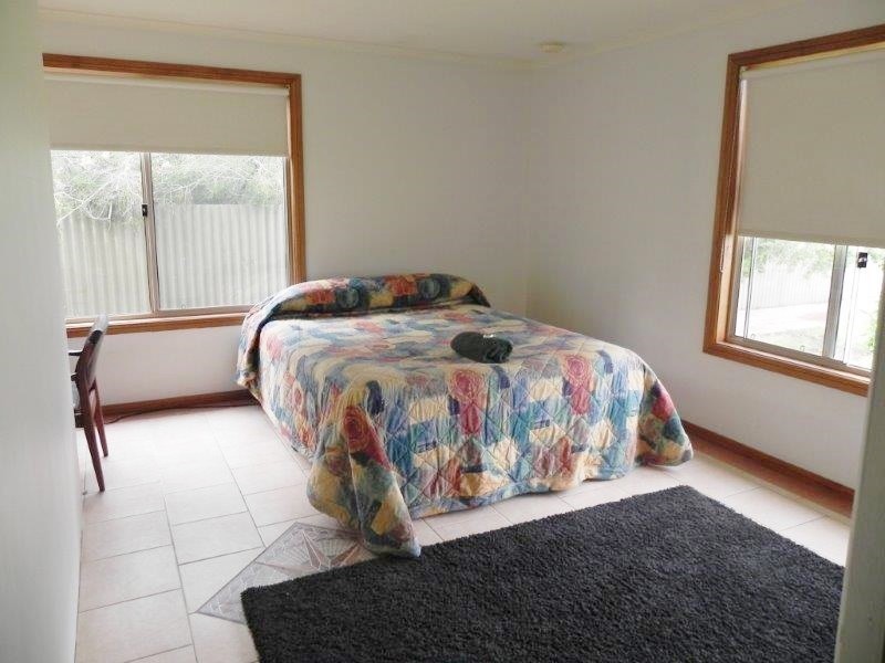 3 Burns Street, Hillston NSW 2675