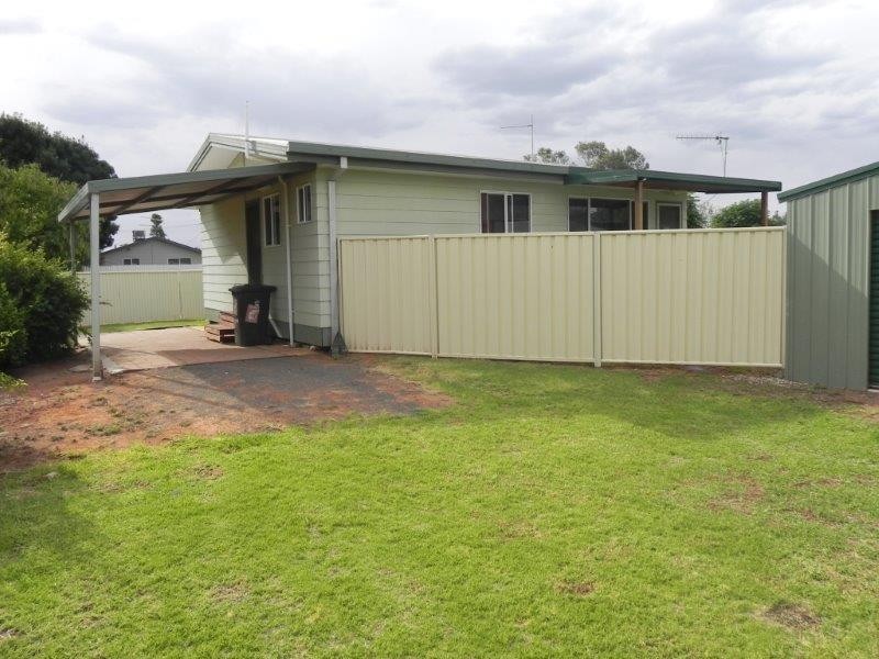 3 Burns Street, Hillston NSW 2675