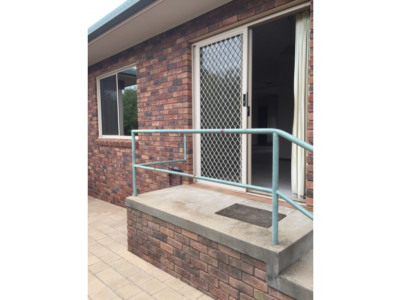 2/54 Messner Street, Griffith NSW 2680