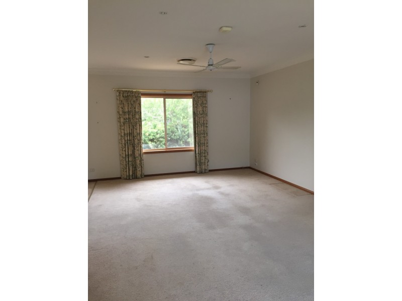 2/54 Messner Street, Griffith NSW 2680