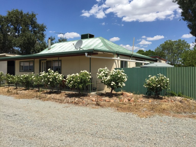 674 BROMBAL ROAD, Griffith NSW 2680