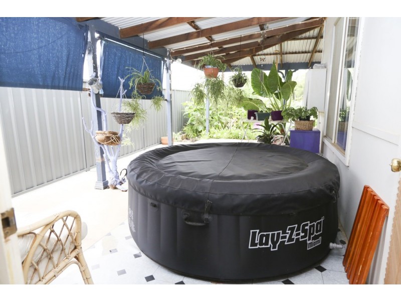 706 McCormack Road, Yoogali NSW 2680