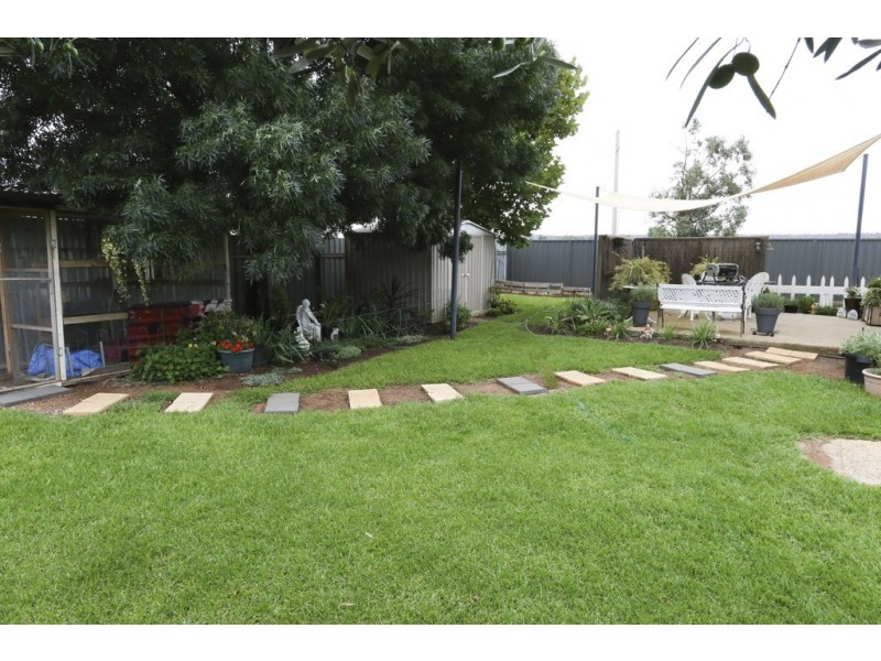 706 McCormack Road, Yoogali NSW 2680