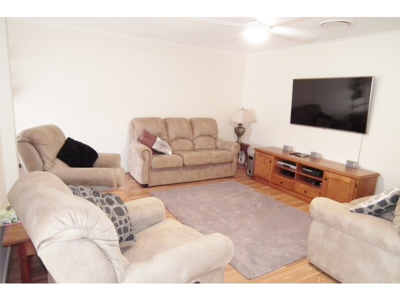 13 Rowley Street, Griffith NSW 2680