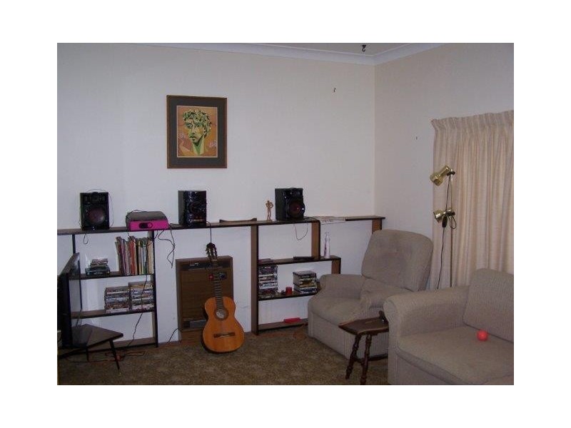 25 Kingfisher Ave, Coleambally NSW 2707