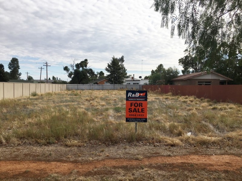 5 East Avenue, Yenda NSW 2681