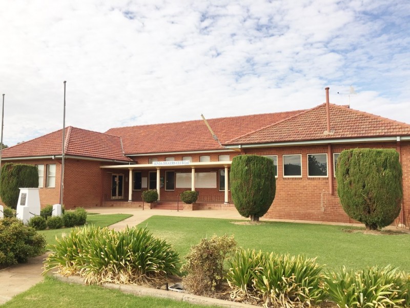 5 East Avenue, Yenda NSW 2681