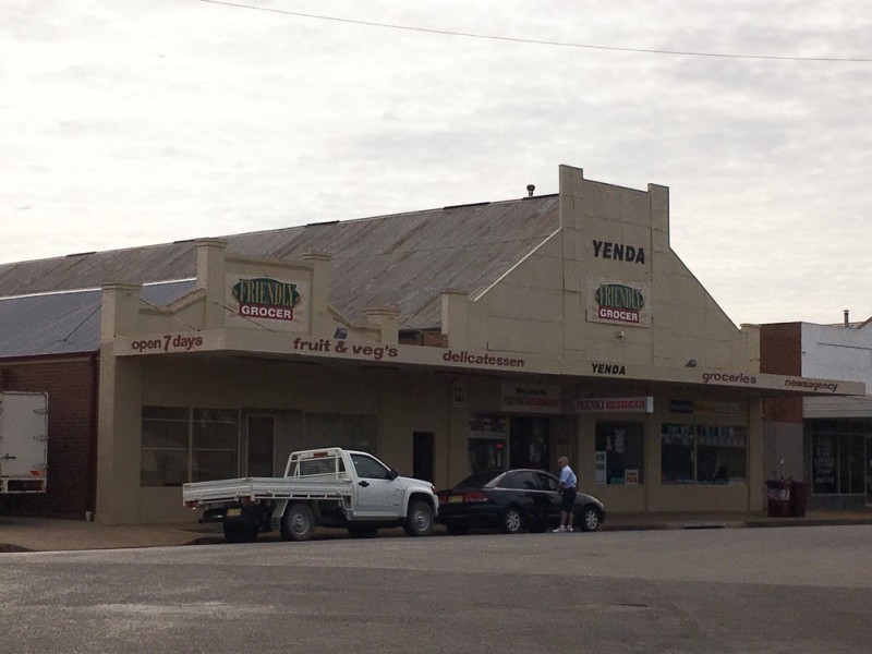 5 East Avenue, Yenda NSW 2681