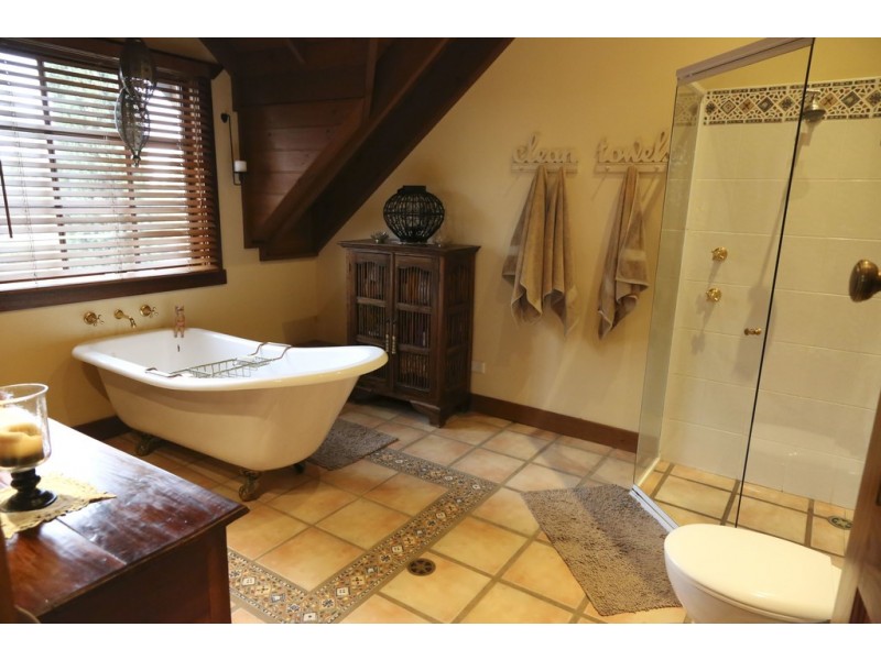 1040 Burley Griffin Way, Bilbul NSW 2680