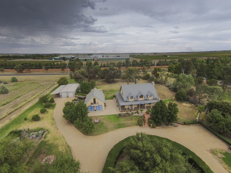 1040 Burley Griffin Way, Bilbul NSW 2680