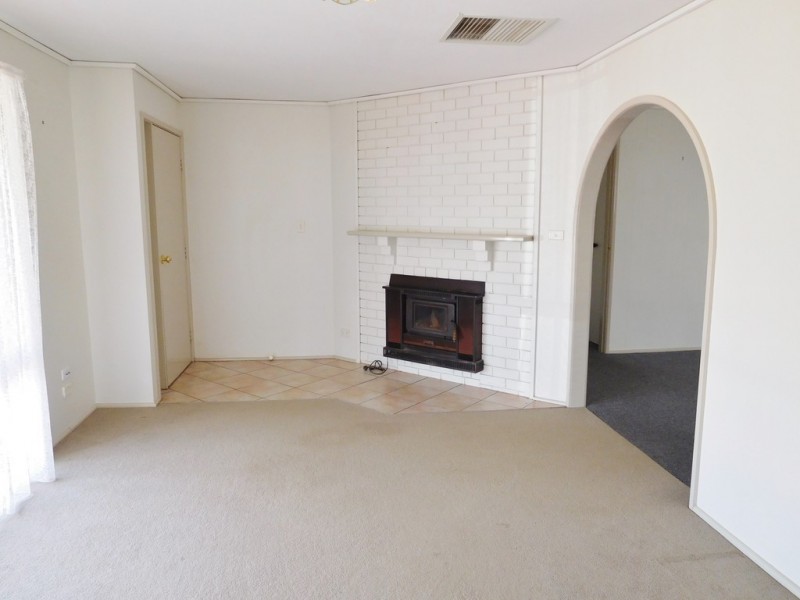 47 Burns Street, Hillston NSW 2675