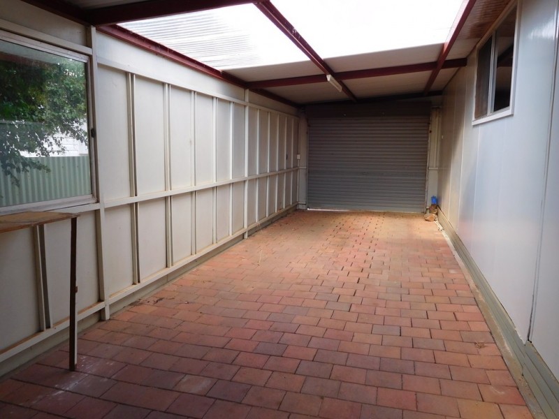 47 Burns Street, Hillston NSW 2675